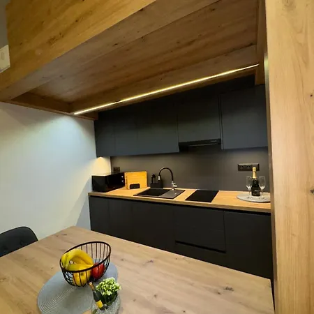 Apartment & Metro Vysocanska Prague